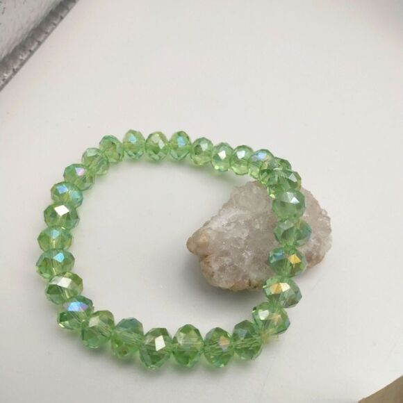 Green crystal gloss bracelet‎ - Picture 1 of 1